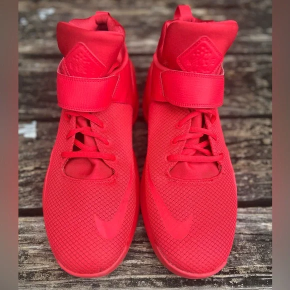 NIKE 844839-660 Kwazi Action Red Sneakers Shoes Size 13 Men High Tongue Mid Top